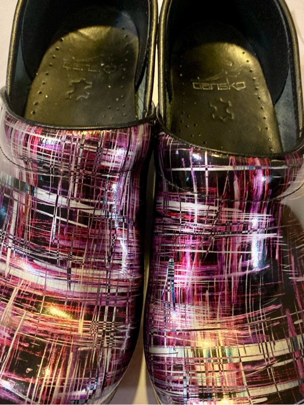 Dansko Patent-Style Clogs in Pink, Black & White Abstract Plaid Size 38 US 7.5 - Picture 1 of 8